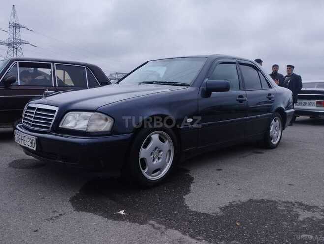 Mercedes C 220 2000, 321,000 km - 2.2 л - Bakı
