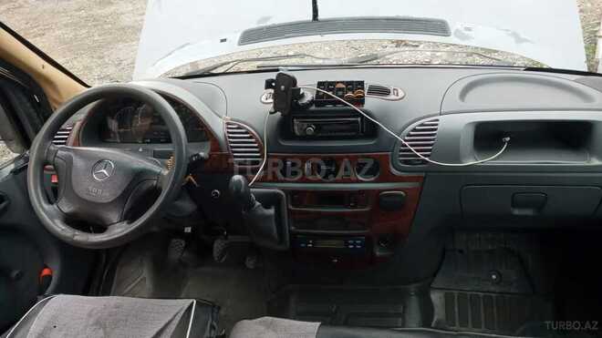 Mercedes Sprinter 313 2001, 184,000 km - 2.7 l - Yevlax