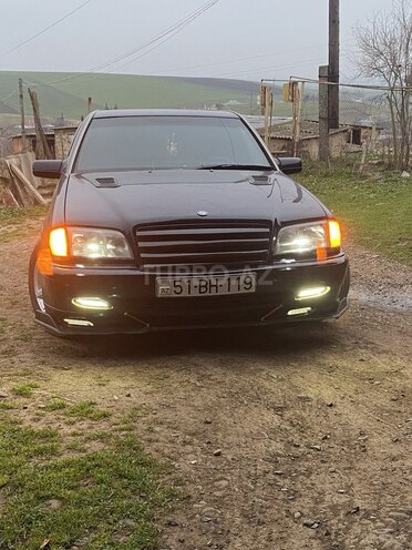 Mercedes C 180 1995, 186,000 km - 1.8 l - Cəlilabad