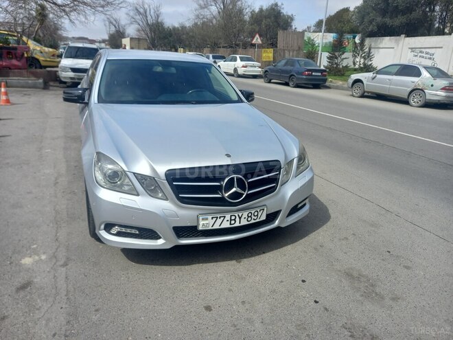 Mercedes E 220 2009, 323,272 km - 2.2 л - Bakı