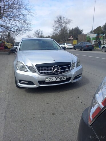 Mercedes E 220 2009, 323,272 km - 2.2 л - Bakı