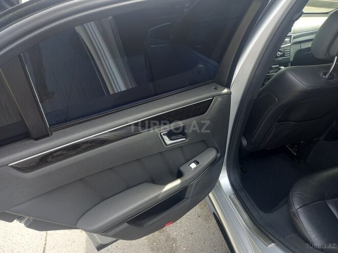 Mercedes E 220 2009, 323,272 km - 2.2 л - Bakı
