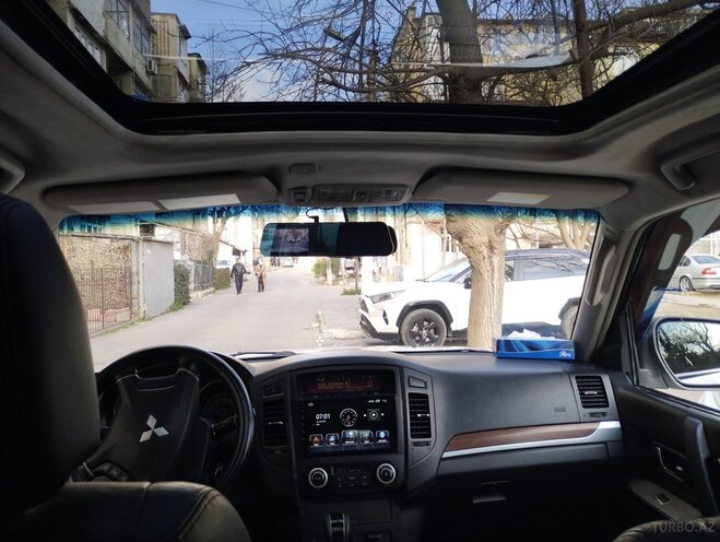 Mitsubishi Pajero 2008, 267,000 km - 3.0 l - Bakı