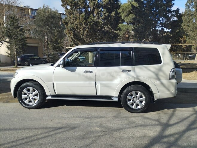 Mitsubishi Pajero 2008, 267,000 km - 3.0 l - Bakı