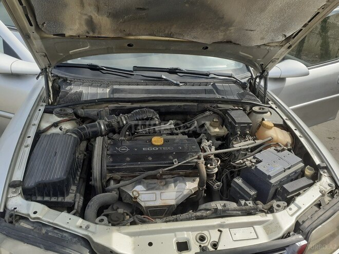 Opel Vectra 1999, 450,000 km - 2.0 l - Bakı