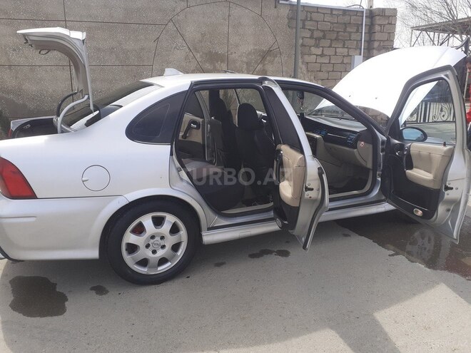 Opel Vectra 1999, 450,000 km - 2.0 l - Bakı