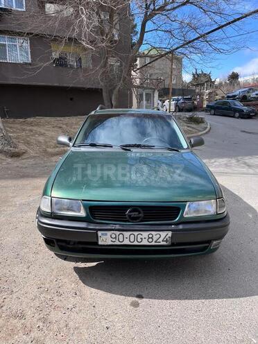 Opel Astra 1996, 420,000 km - 1.6 l - Bakı