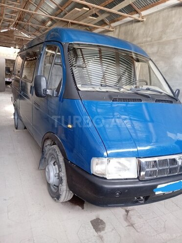 GAZ 2705-757 2002, 222,000 km - 2.5 l - Quba