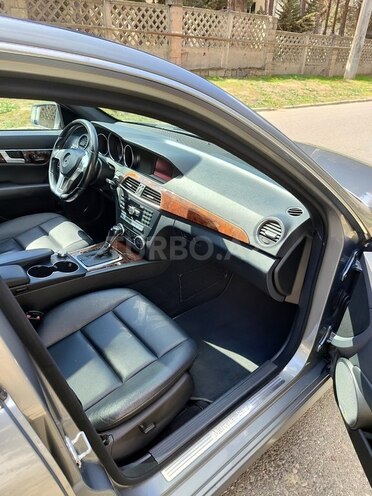 Mercedes C 250 2013, 182,000 km - 1.8 л - Bakı