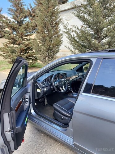Mercedes C 250 2013, 182,000 km - 1.8 л - Bakı