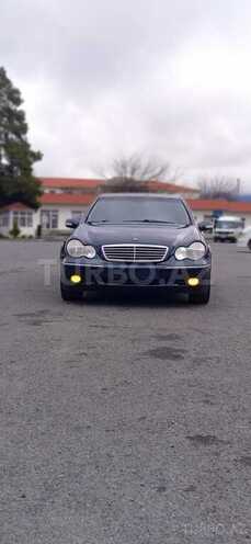 Mercedes C 240 2000, 453,200 km - 2.6 l - Qax