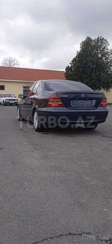 Mercedes C 240 2000, 453,200 km - 2.6 l - Qax