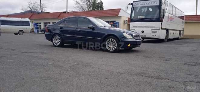 Mercedes C 240 2000, 453,200 km - 2.6 l - Qax