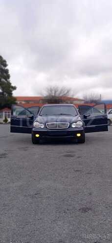 Mercedes C 240 2000, 453,200 km - 2.6 l - Qax
