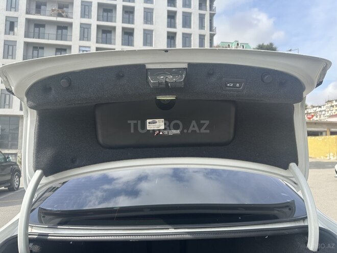 BMW 528 2014, 220,000 km - 2.0 l - Bakı
