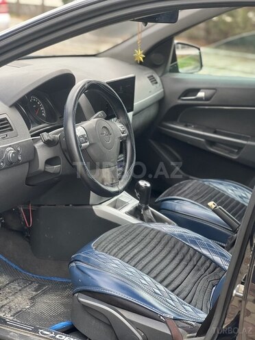 Opel Astra 2009, 205,412 km - 1.4 l - Gəncə