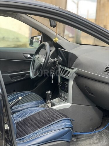 Opel Astra 2009, 205,412 km - 1.4 l - Gəncə