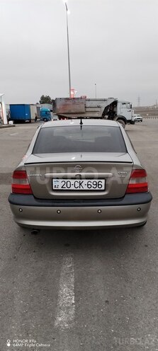 Opel Vectra 1995, 523,457 km - 1.8 l - Gəncə