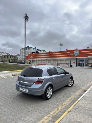 Opel Astra 2009, 132,000 km - 1.4 l - Bakı