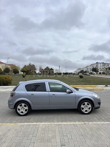 Opel Astra 2009, 132,000 km - 1.4 l - Bakı