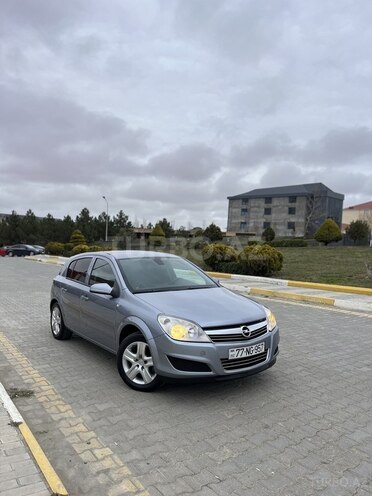 Opel Astra 2009, 132,000 km - 1.4 l - Bakı