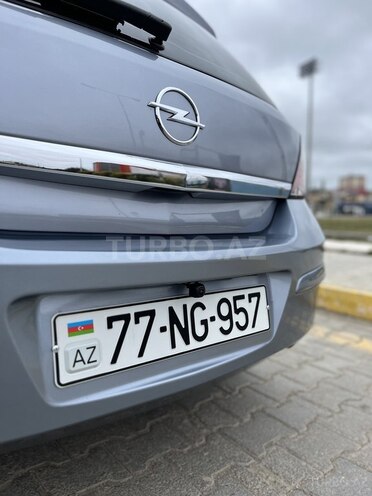 Opel Astra 2009, 132,000 km - 1.4 l - Bakı