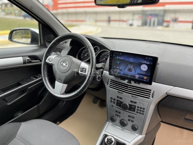 Opel Astra 2009, 132,000 km - 1.4 l - Bakı