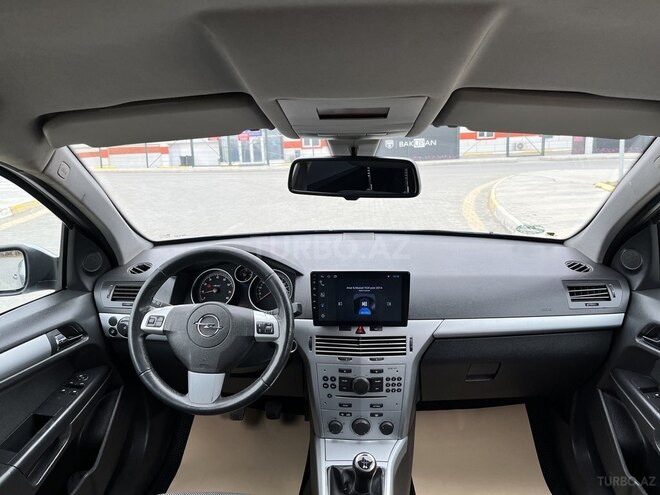 Opel Astra 2009, 132,000 km - 1.4 l - Bakı