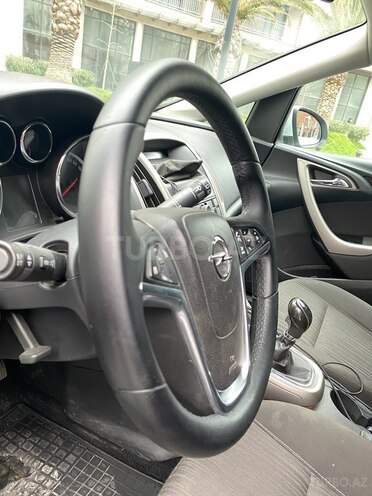 Opel Astra 2011, 222,000 km - 1.3 l - Bakı
