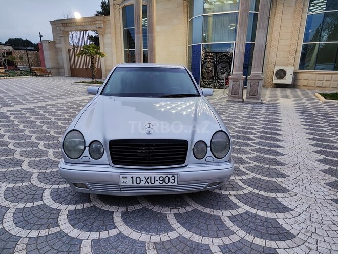 Mercedes E 240 1997, 245,678 km - 2.4 l - Gəncə