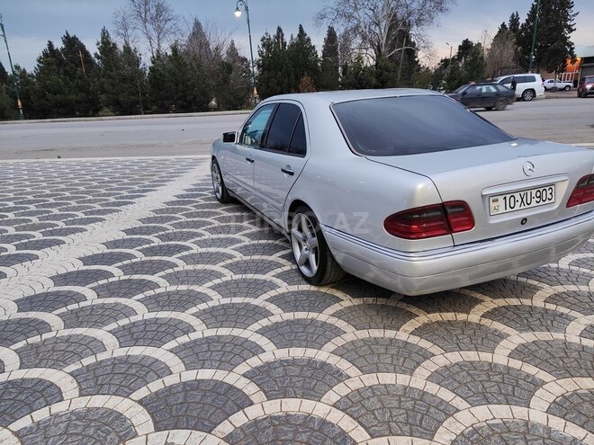Mercedes E 240 1997, 245,678 km - 2.4 l - Gəncə