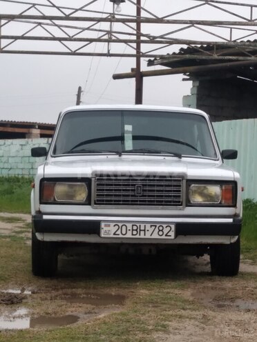 LADA (VAZ) 2107 1990, 17,400 km - 1.5 л - Salyan