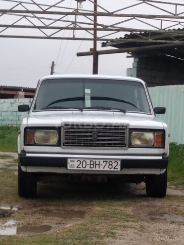 LADA (VAZ) 2107 1990, 17,400 km - 1.5 л - Salyan