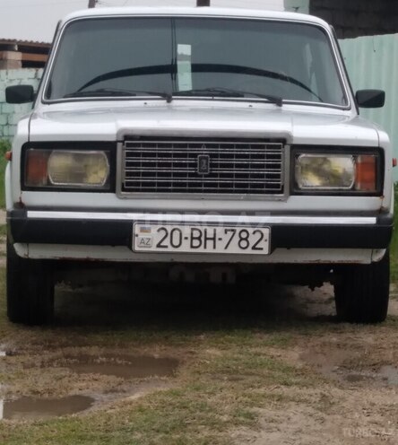 LADA (VAZ) 2107 1990, 17,400 km - 1.5 л - Salyan