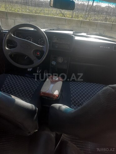 LADA (VAZ) 2107 1990, 17,400 km - 1.5 л - Salyan