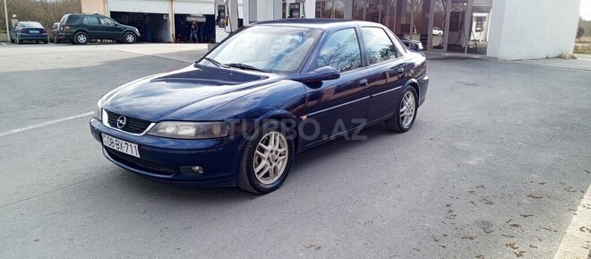 Opel Vectra 2000, 250,000 km - 2.0 l - Zaqatala