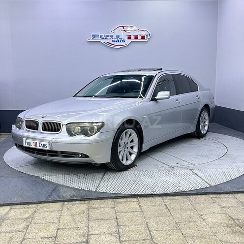 BMW 745-4