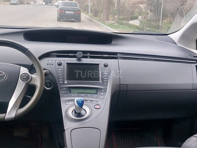 Toyota Prius 2011, 170,000 km - 1.8 l - Bakı
