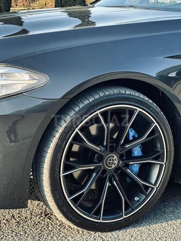 BMW 528 2014, 181,000 km - 2.0 l - Gəncə