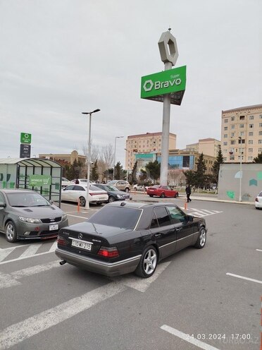 Mercedes E 200 1994, 177,763 km - 2.0 l - Sumqayıt