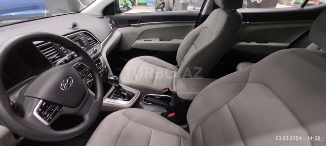 Hyundai Elantra 2018, 67,000 km - 2.0 l - Bakı