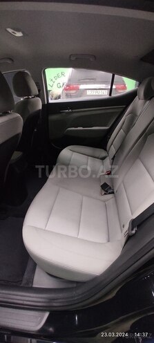 Hyundai Elantra 2018, 67,000 km - 2.0 l - Bakı