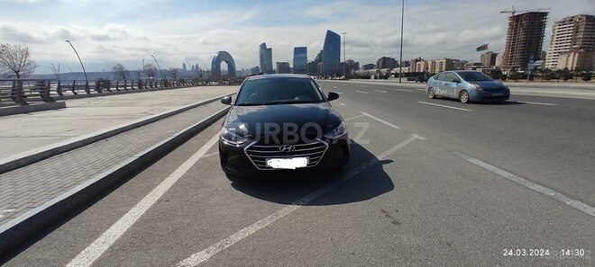 Hyundai Elantra 2018, 67,000 km - 2.0 l - Bakı