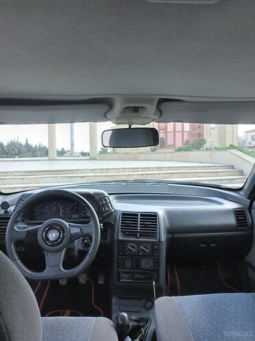 LADA (VAZ) 2110 2006, 315,670 km - 1.6 l - Salyan