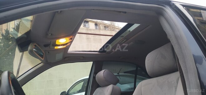 Mercedes E 240 1999, 343,565 km - 2.4 l - Bakı