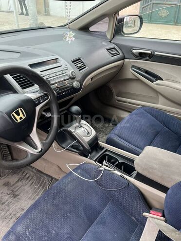 Honda Civic 2009, 400,000 km - 1.3 l - Bakı