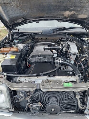 Mercedes E 220 1994, 350,000 km - 2.2 л - Bakı