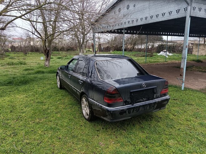 Mercedes C 200 1999, 450,000 km - 2.0 l - Bakı