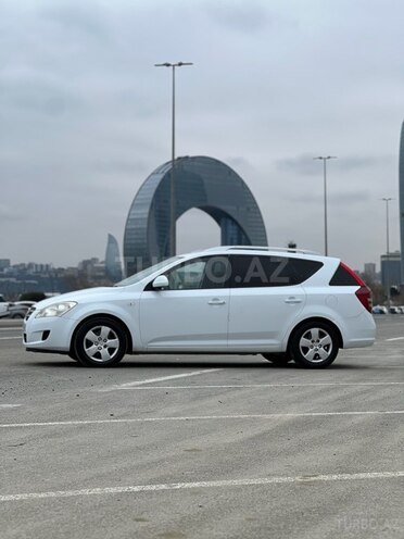 Kia Ceed 2009, 235,600 km - 1.6 л - Bakı