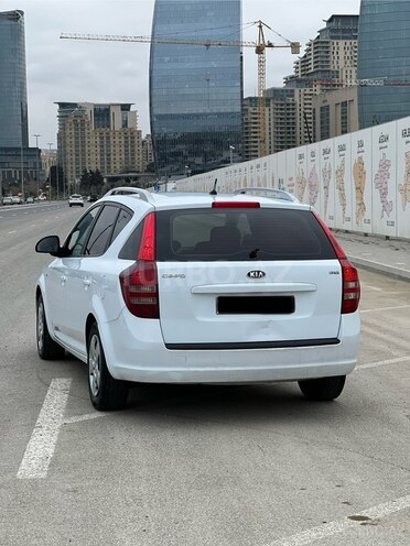 Kia Ceed 2009, 235,600 km - 1.6 л - Bakı